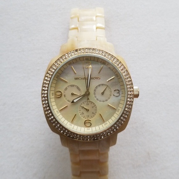 Michael Kors watch - Picture 3 of 3